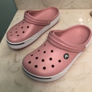 Crocs Women’s or Men’s Pink and White